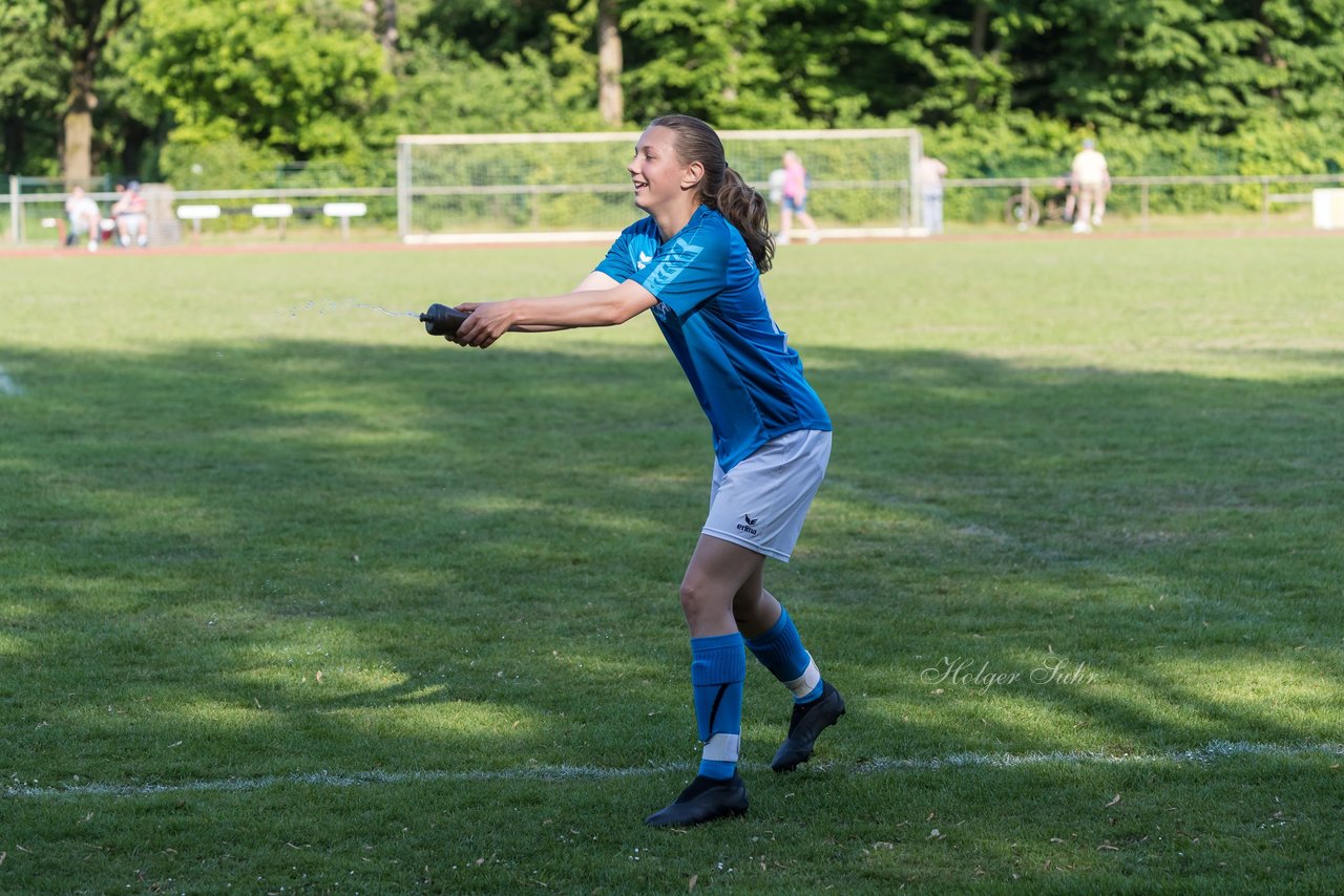 Bild 330 - wCJ VfL Pinneberg - Altona 93 : Ergebnis: 4:2